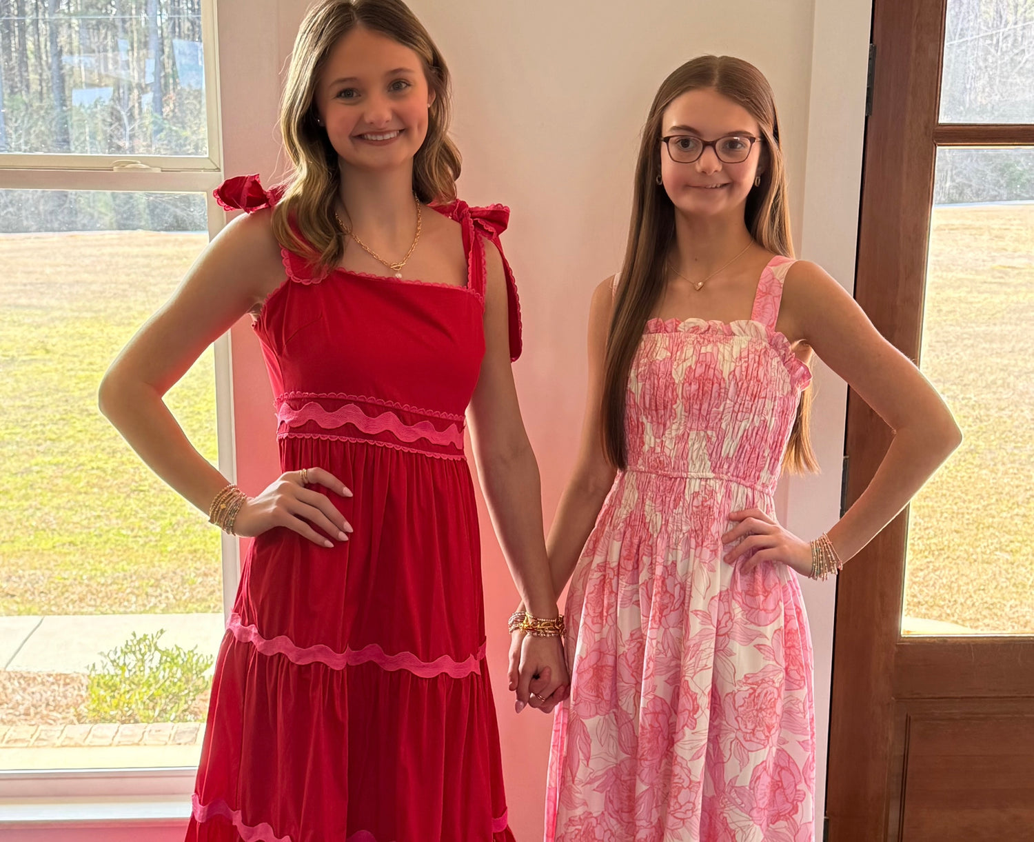 DRESSES